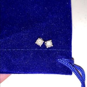 diamond stud earrings